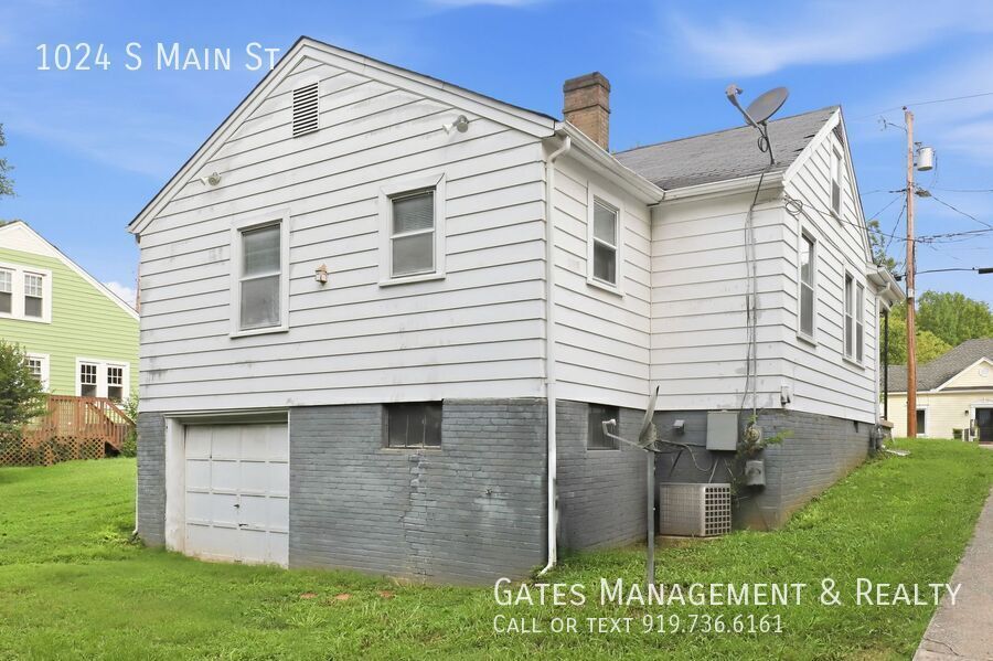 Nicely Updated Home in the Heart of Burlington property image